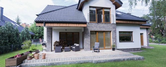 Top Ways Windows Will Improve Your Home's Curb Appeal