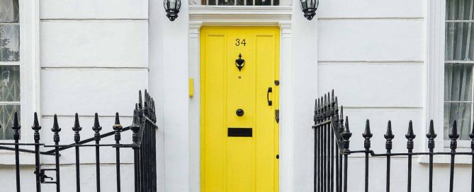 What is a Storm Door and Why Should You Get One?
